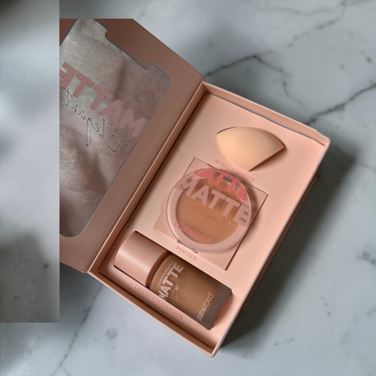 Coffret fond de teint bronzé