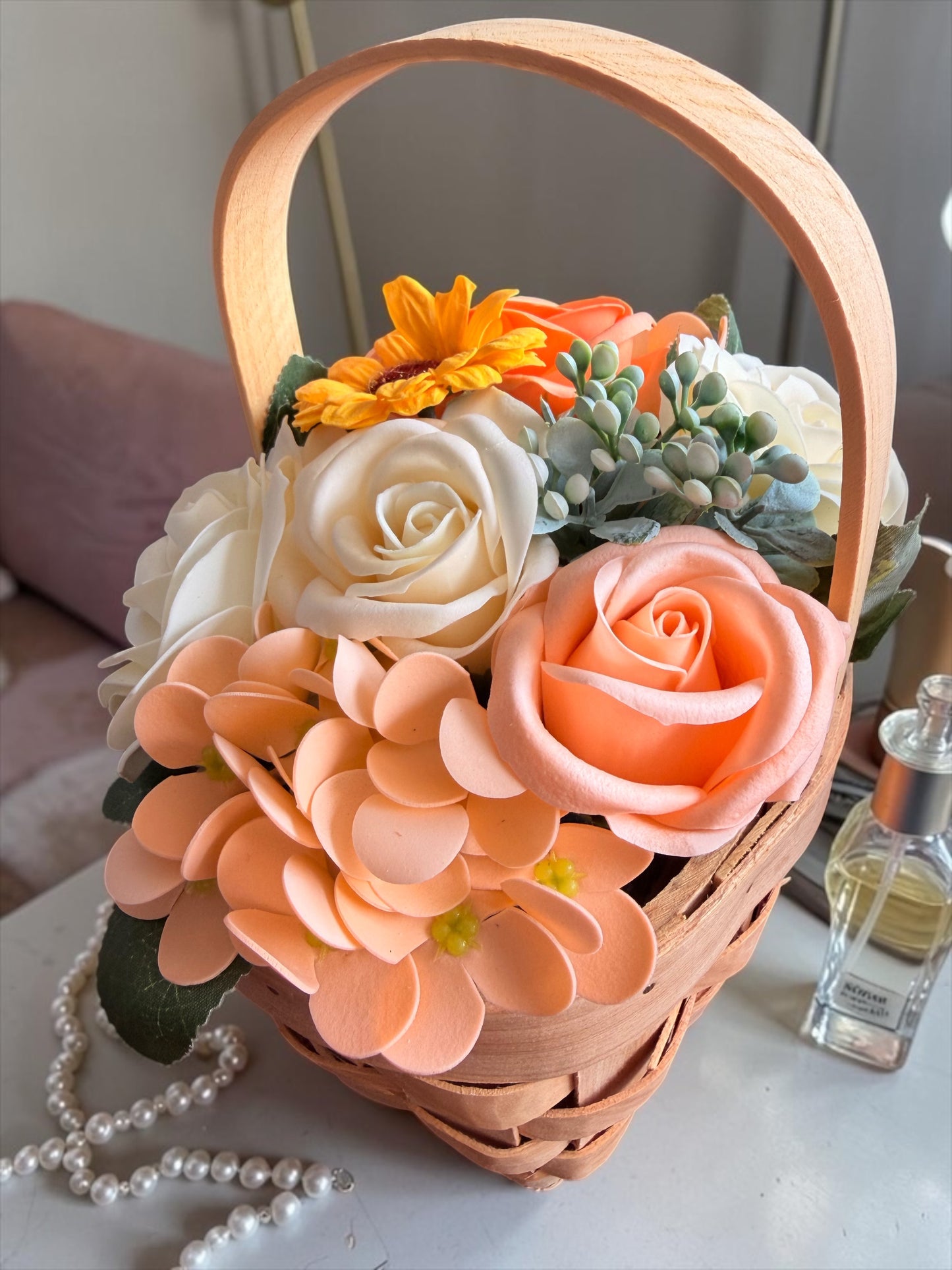 Bouquet 9 fleurs en pétales de savons Orange
