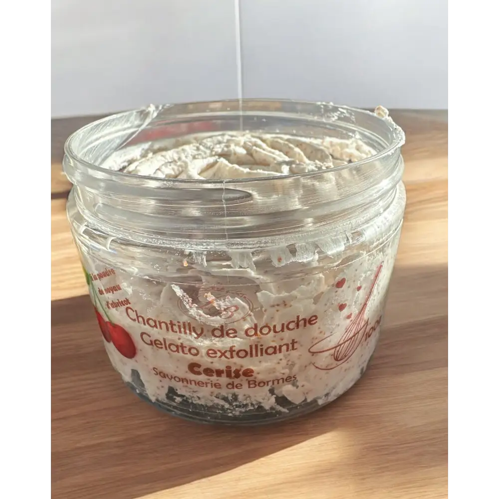 Chantilly de douche exfoliante parfum au choix - Cerise - Mousse exfoliante