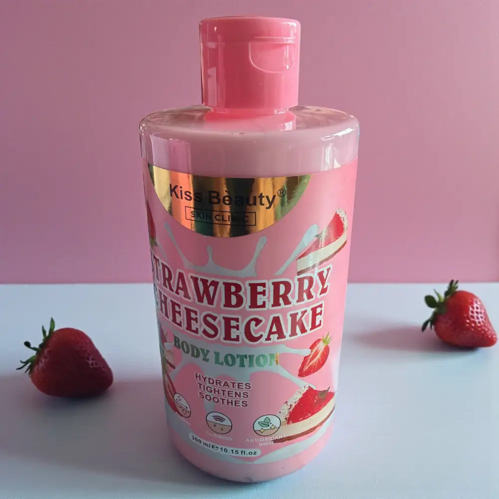 Lotion corps ultra gourmande - Gâteau fraise hydrate raffermit et apaise - Crème hydratante corps