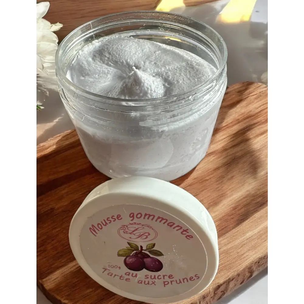 Mousse gommante au sucre - Tarte aux prunes - Gommage corps