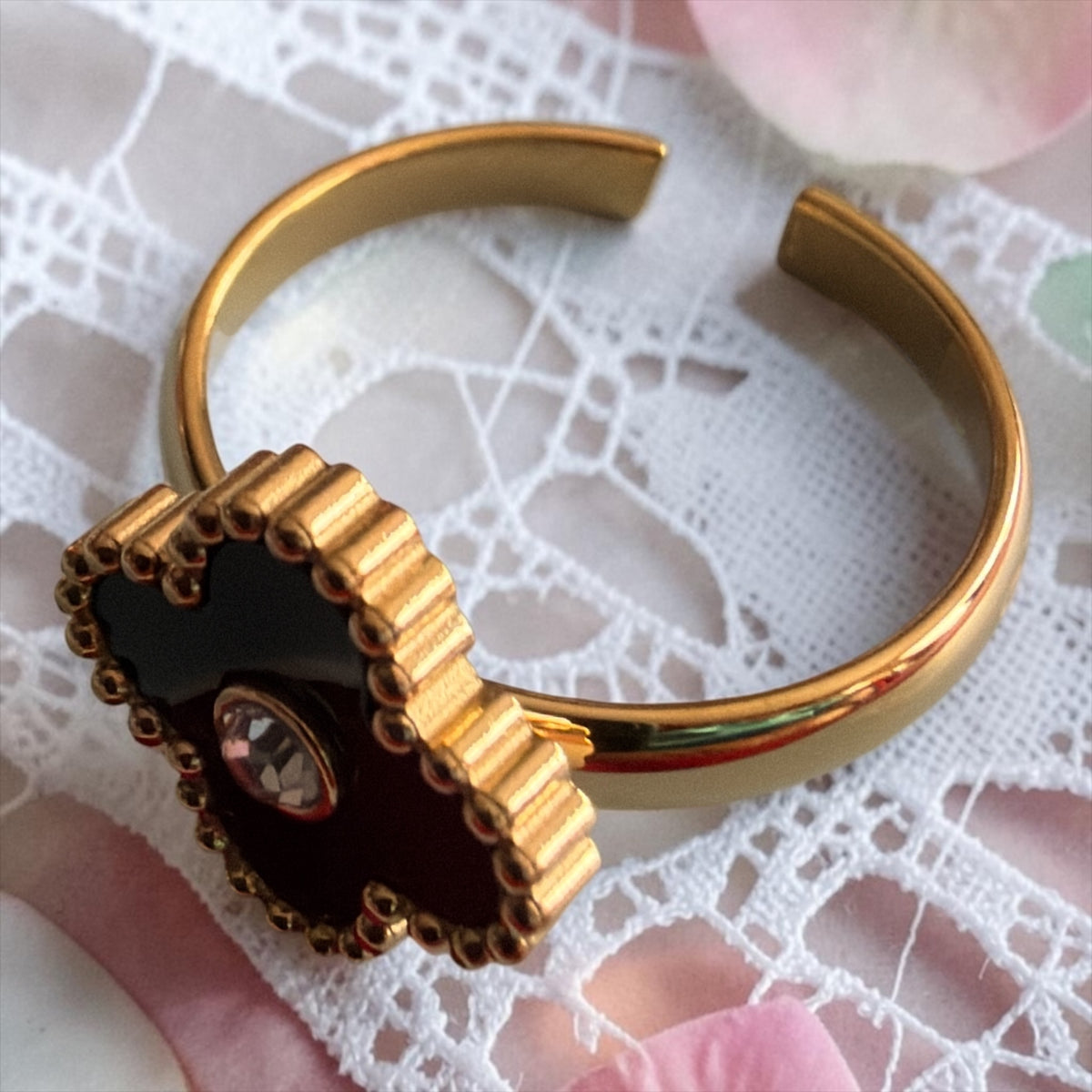 Bague réglable trèfle Élégance intemporelle