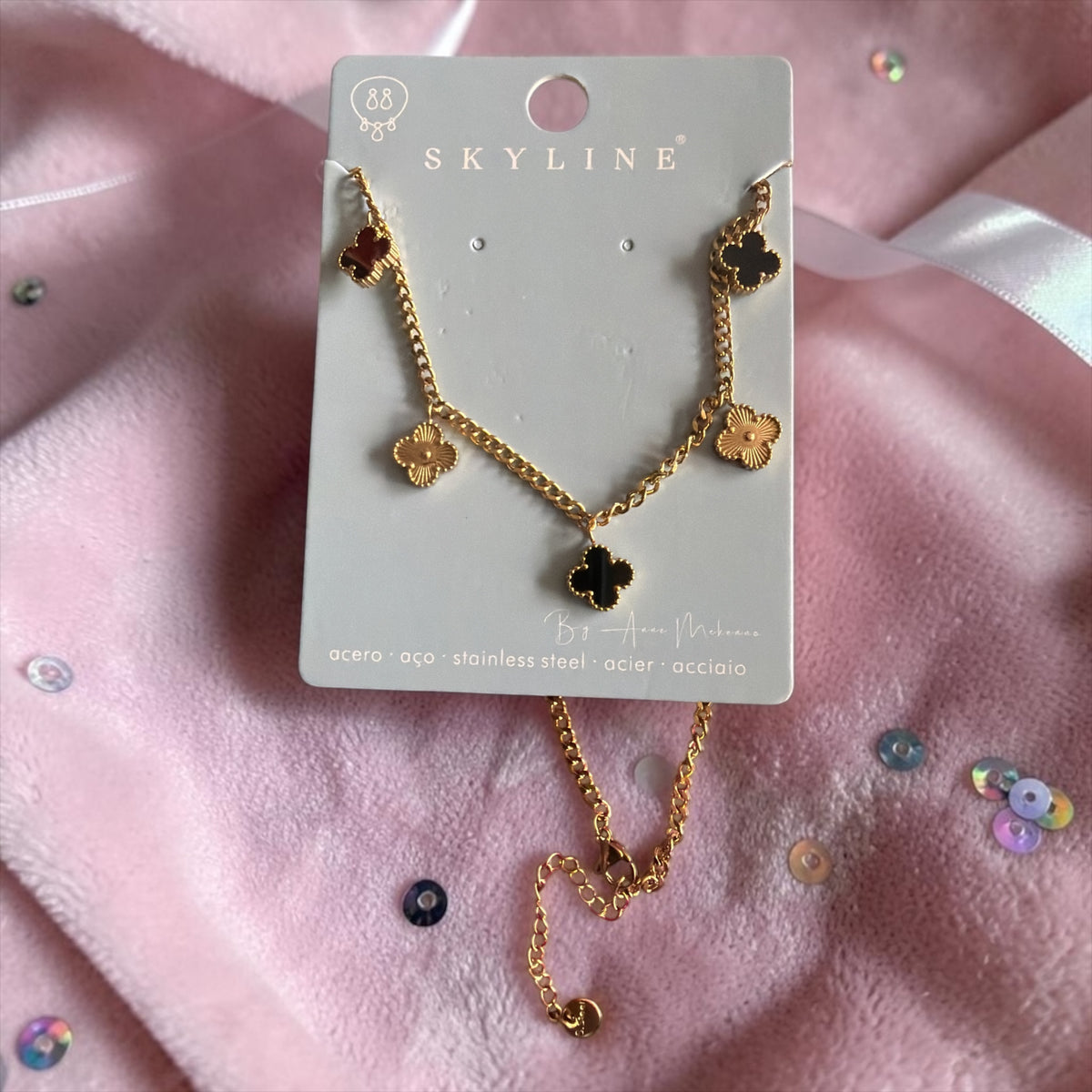 Collier fleurs L’élégance au féminin
