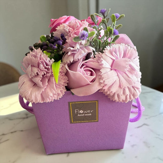 Bouquet en pétales de savon Lilas