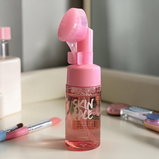 Mousse nettoyante démaquillante avec sa brosse