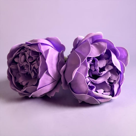 Rose , pivoine , œillet, tulipe  ou jacinthe  en pétales de savon. Fleur à composer