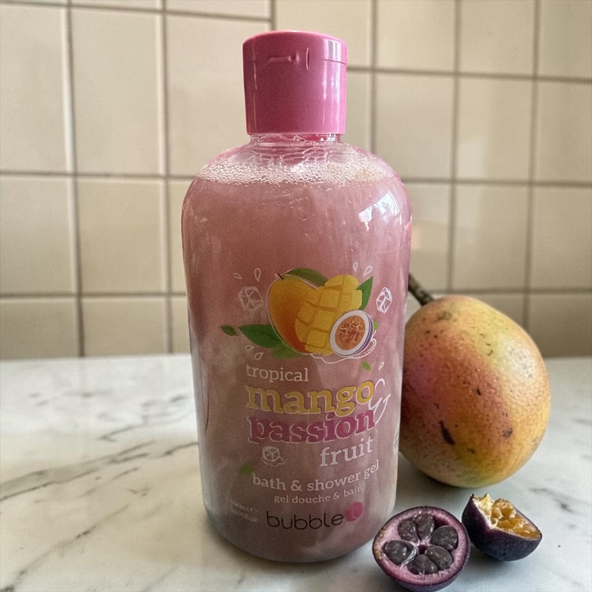 Gros gel douche 2 en 1 (500 ml ) fruité et gourmand