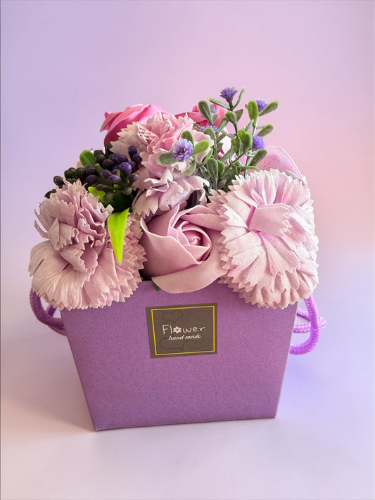 Bouquet en pétales de savon Lilas
