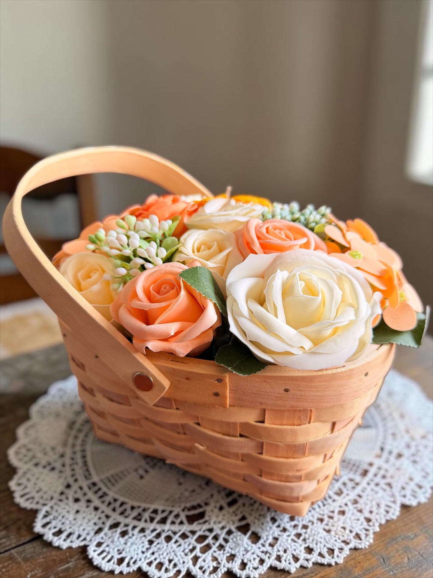 Bouquet de 13 fleurs en pétales de savon Orange