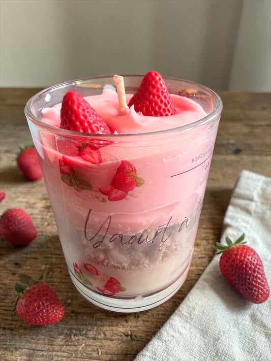 Bougie yaourt à la fraise