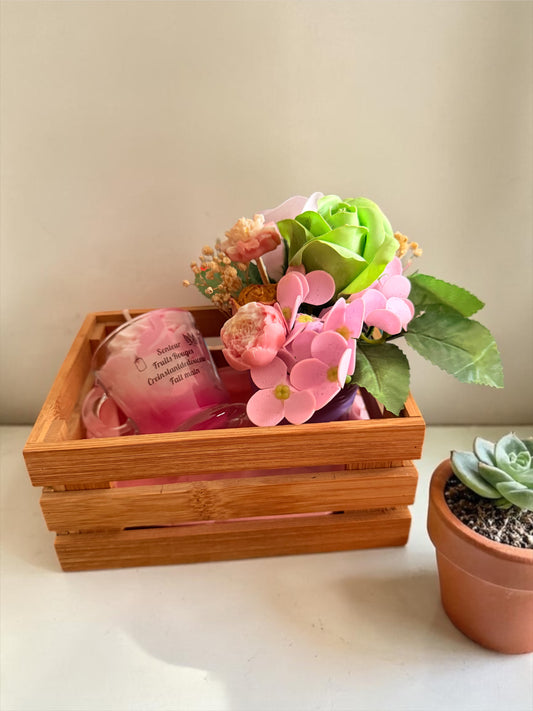 Coffret bougie et bouquet en pétales de savon et fondants de cire