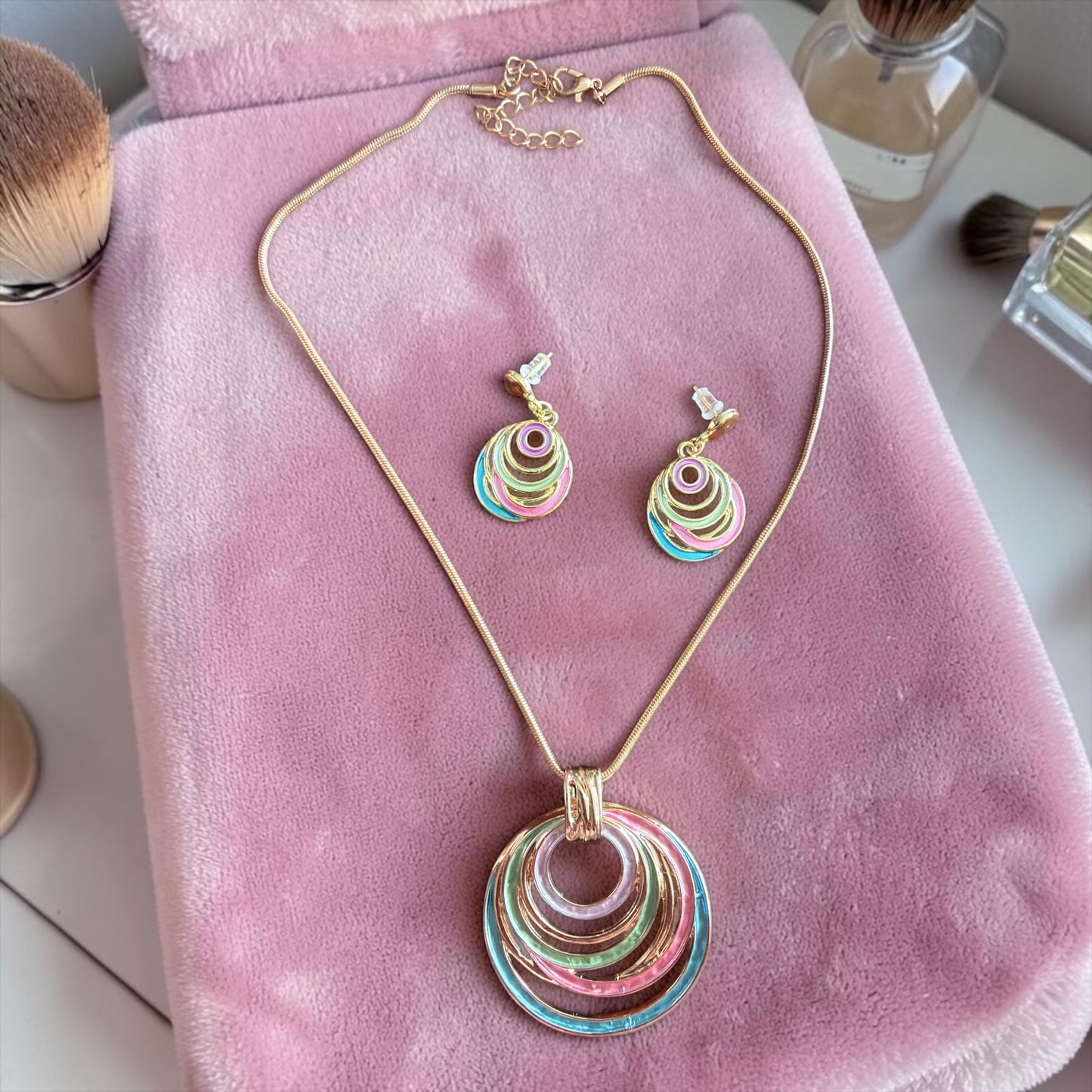Parure collier ajustable + boucles d oreilles