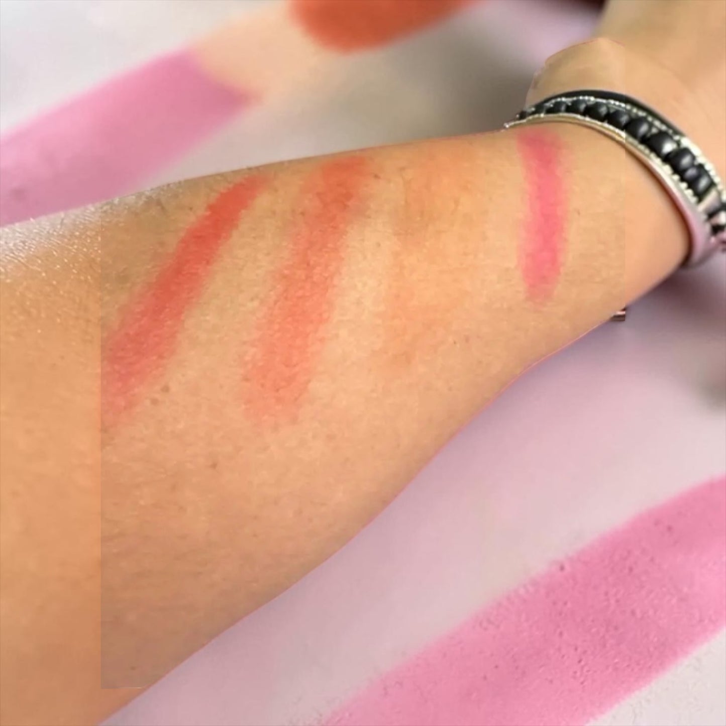 Coffret 4 bâtons de maquillage polyvalent