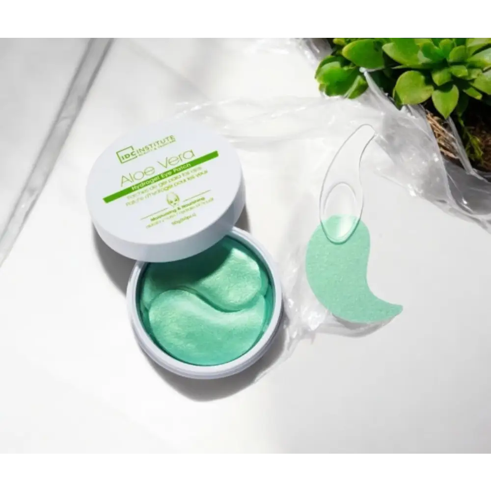 Boîte contenant 60 patch pour les yeux à l aloe vera