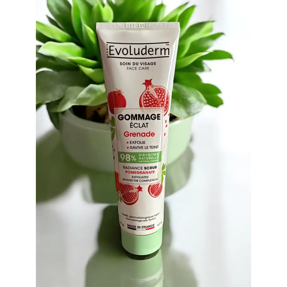 Gommage visage fruité au choix Evoluderm - Grenade gommage éclat - Visage