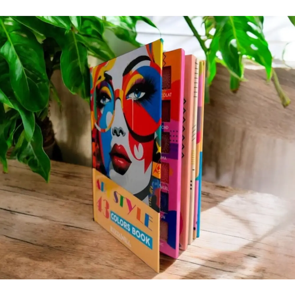 LIVRE DE MAQUILLAGE composé de 43 couleurs. Ombres fards à joues surligneurs, - Maquillage