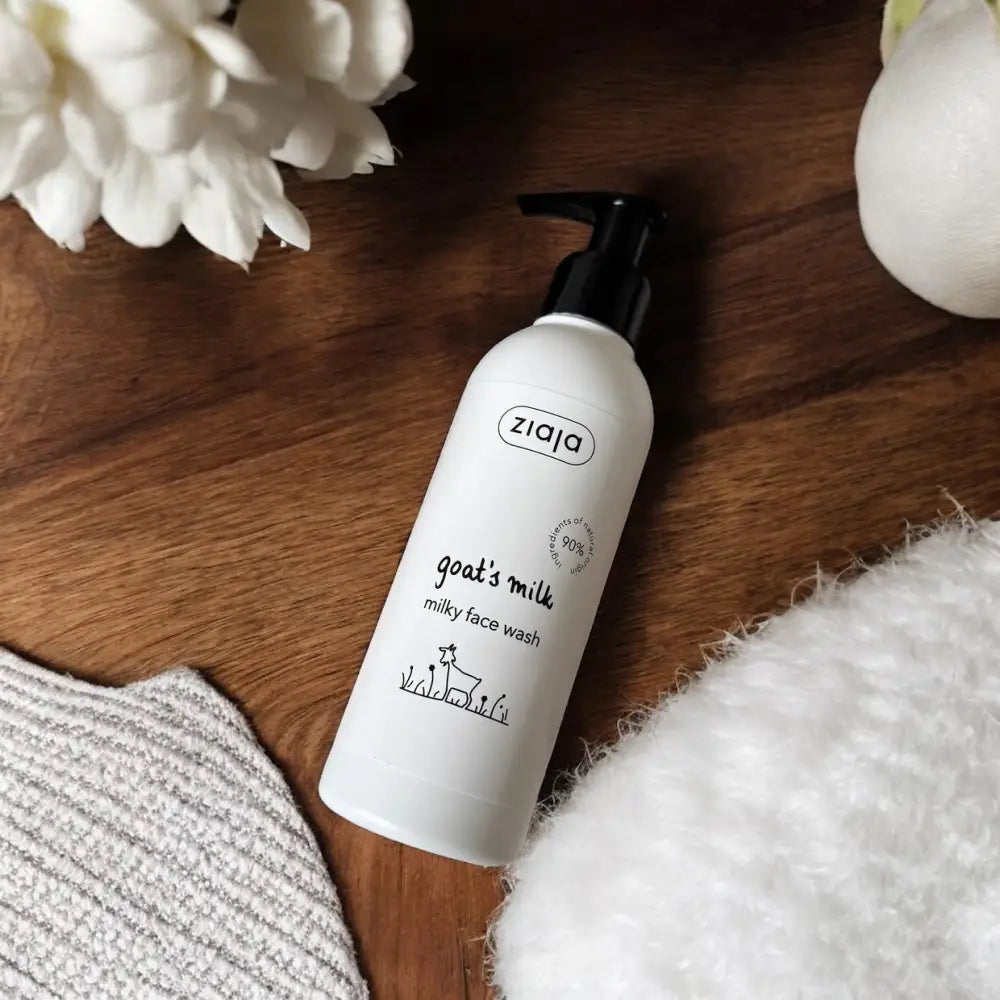 Nettoyant Visage Ultra Doux au Lait de Chèvre - Crème visage