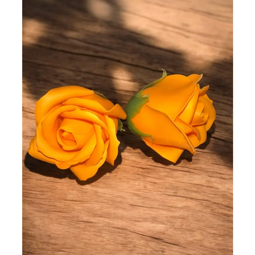 Rose en pétales de savon - Orange foncé - Fleur en petales de savon