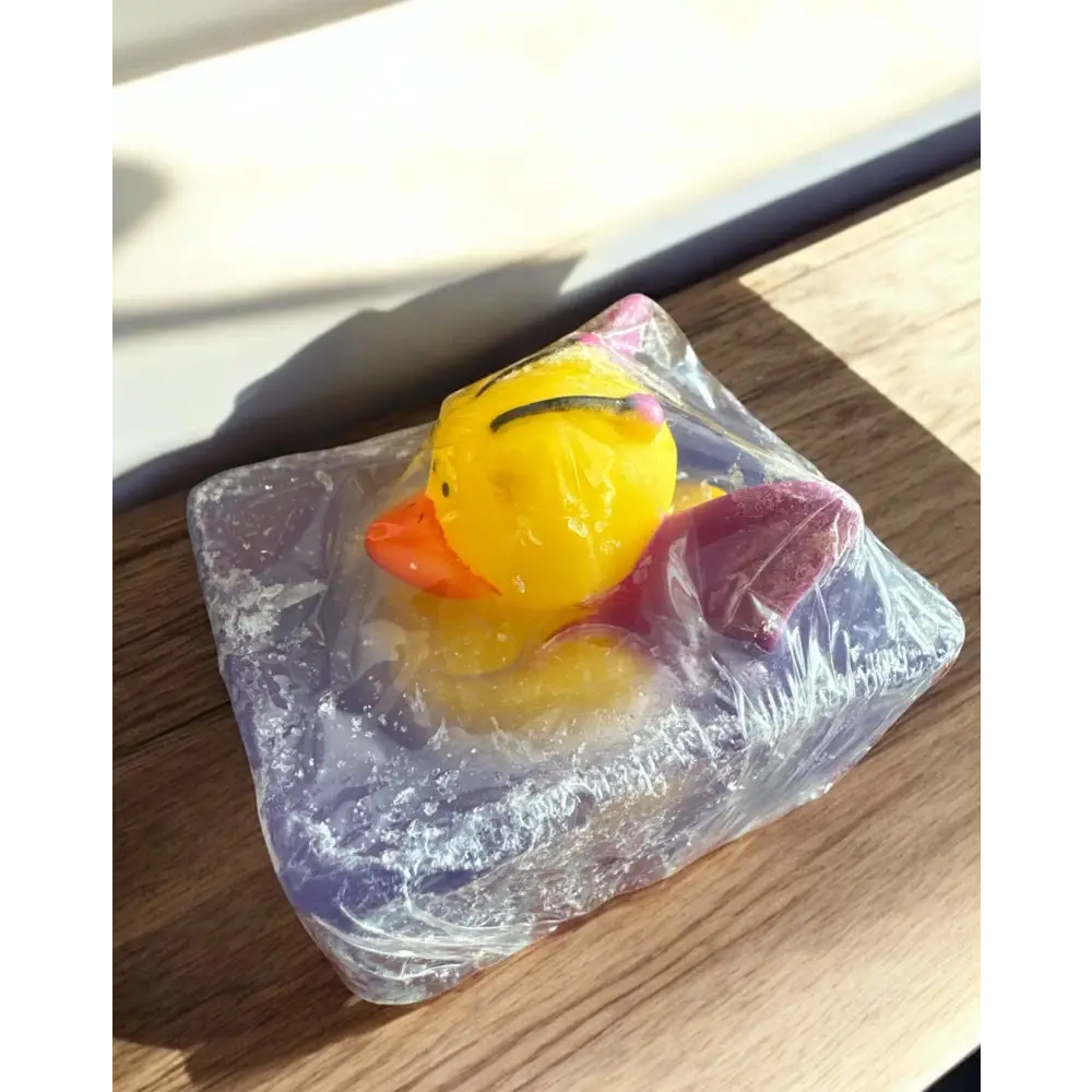 Savon jouet canard 🦆 parfum Bonbon 🍭 au choix - A partir de 3 ans / Papillon - Savon jouet
